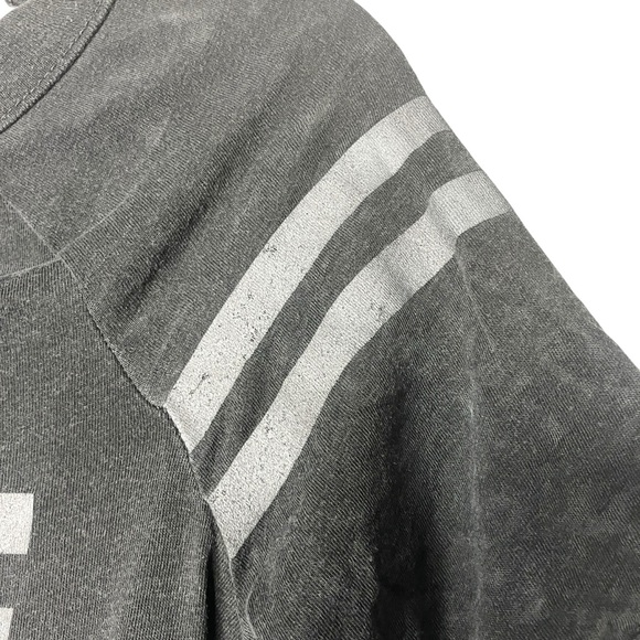 Chaser Love T shirt XS Gray white NWOT - Picture 6 of 10